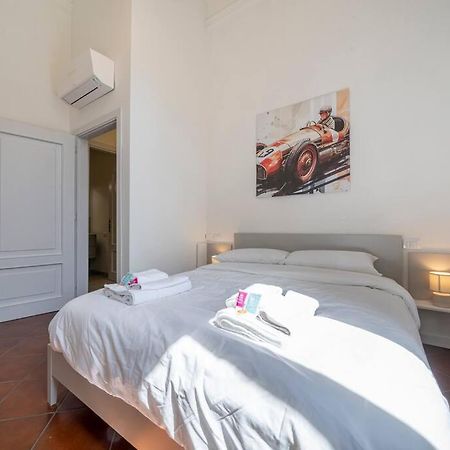 Via Emilia Centro - Stupendo Appartamento A Μόντενα Εξωτερικό φωτογραφία