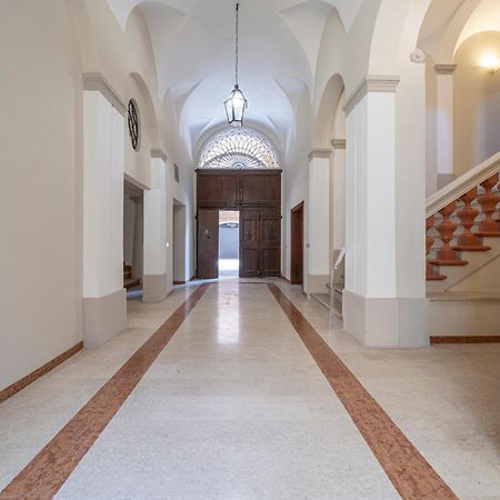 Via Emilia Centro - Stupendo Appartamento A Μόντενα Εξωτερικό φωτογραφία