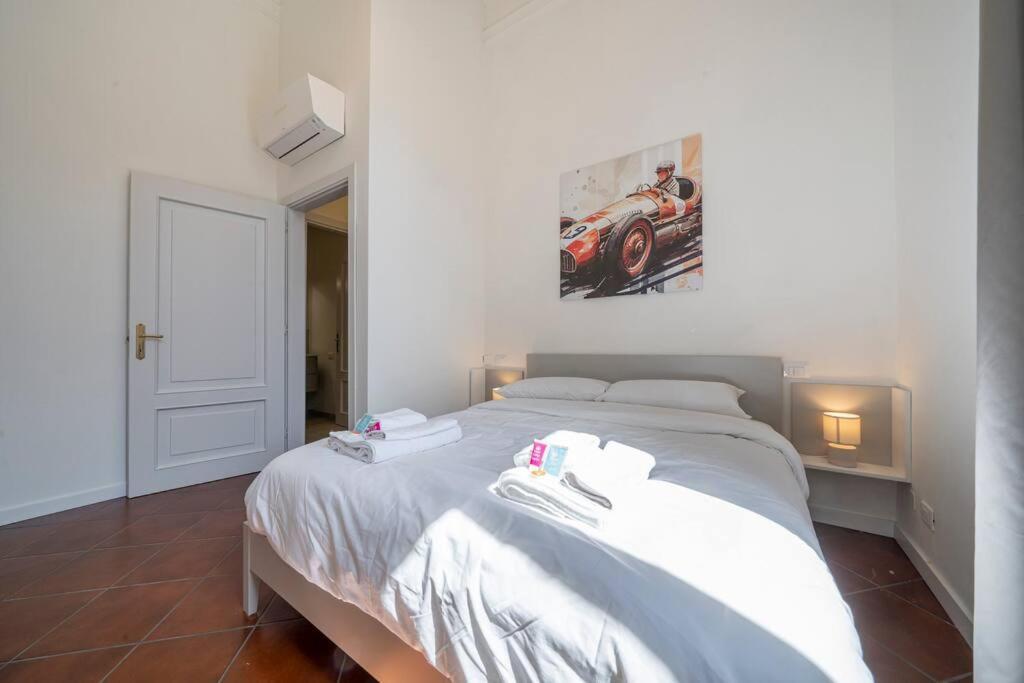 Via Emilia Centro - Stupendo Appartamento A Μόντενα Εξωτερικό φωτογραφία
